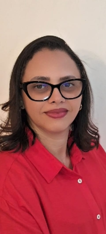 Queila Santana Medeiros Santos